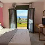 Διαμέρισμα Freesia Grand Sea View Σβορωνάτα