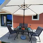 Freesia Grand Sea View Apartment Svoronata