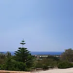 Freesia Grand Sea View Apartment *