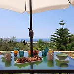 Freesia Grand Sea View Apartment Svoronata