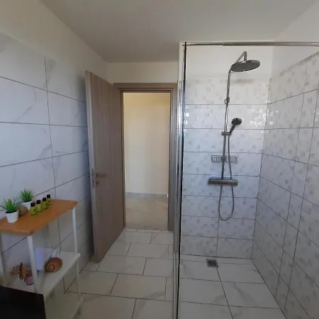 Freesia Grand Sea View Appartamento