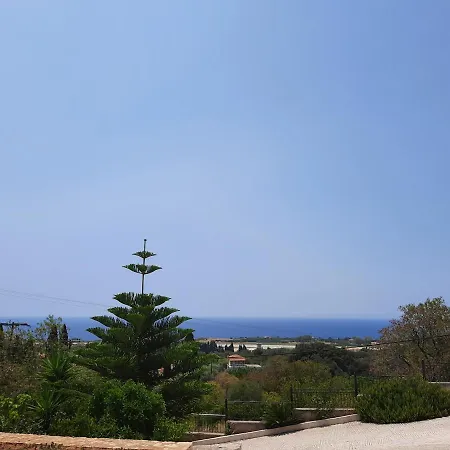 Freesia Grand Sea View アパート *