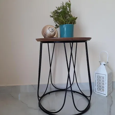 アパート Freesia Grand Sea View スヴォロナータ