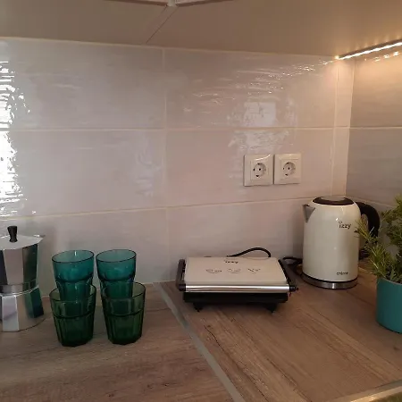 Freesia Grand Sea View アパート スヴォロナータ