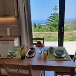 Freesia Grand Sea View شقة