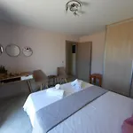 Freesia Grand Sea View شقة *